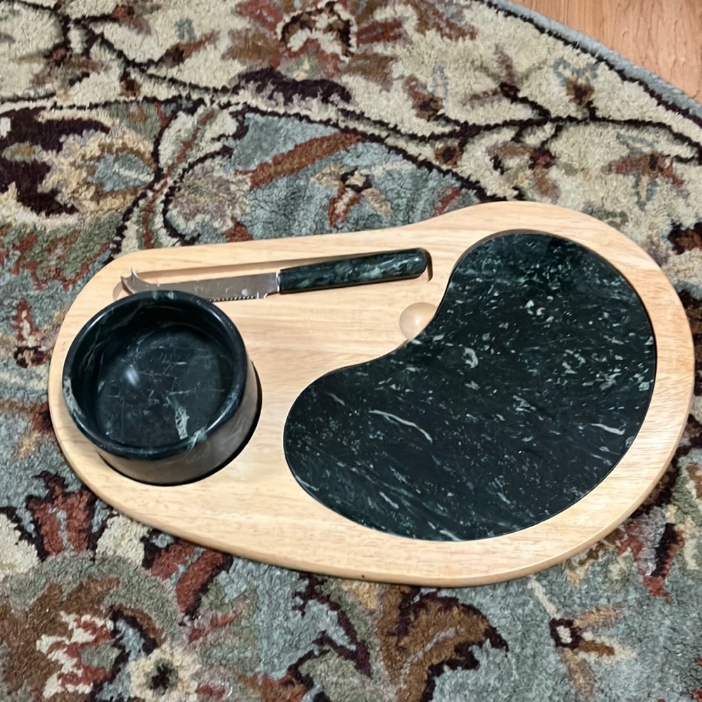 Bread or cheese board!!! Great for the holidays!! Heavy stone with knife!!